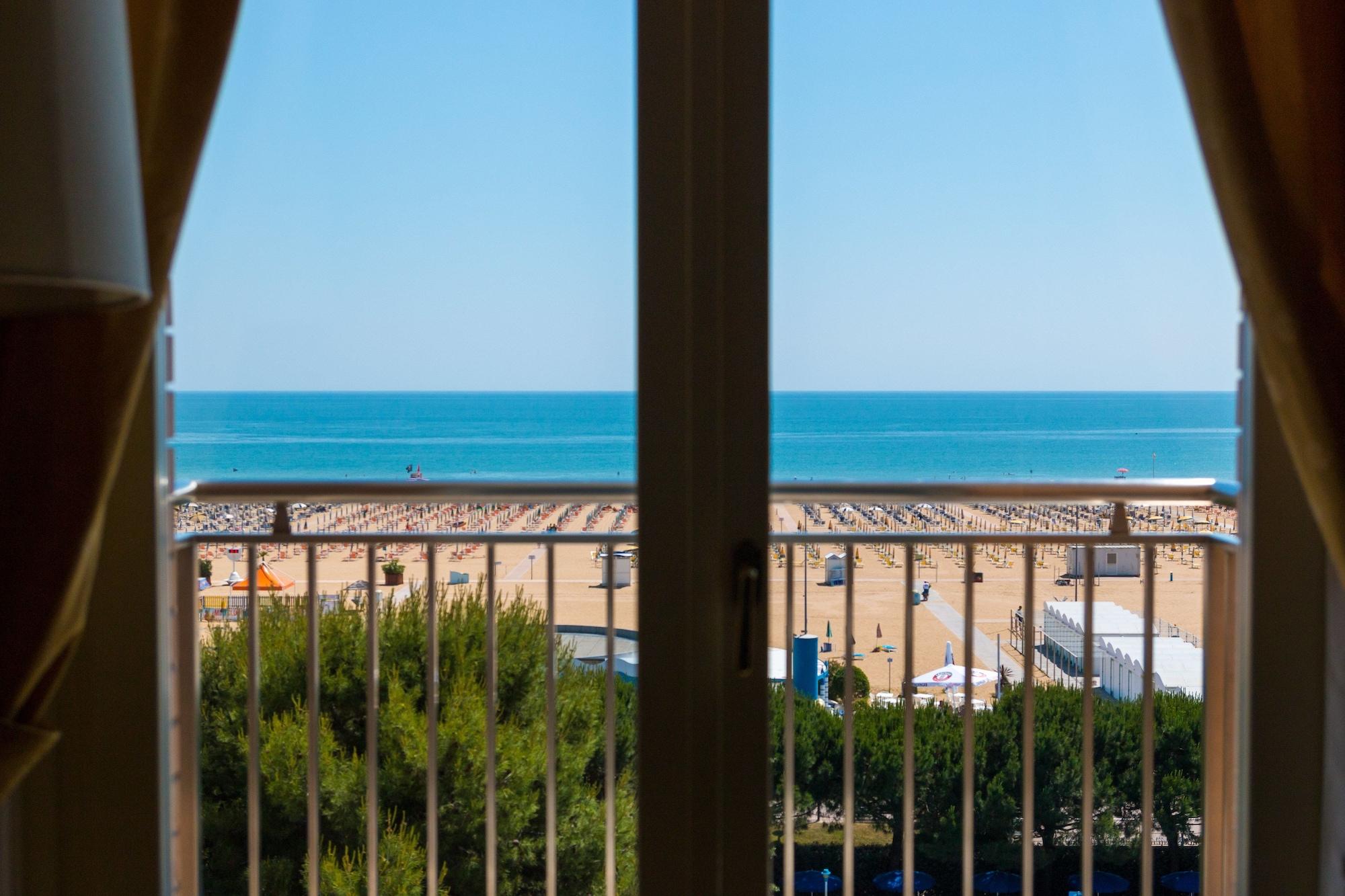 Hotel Principe Bibione Exterior foto