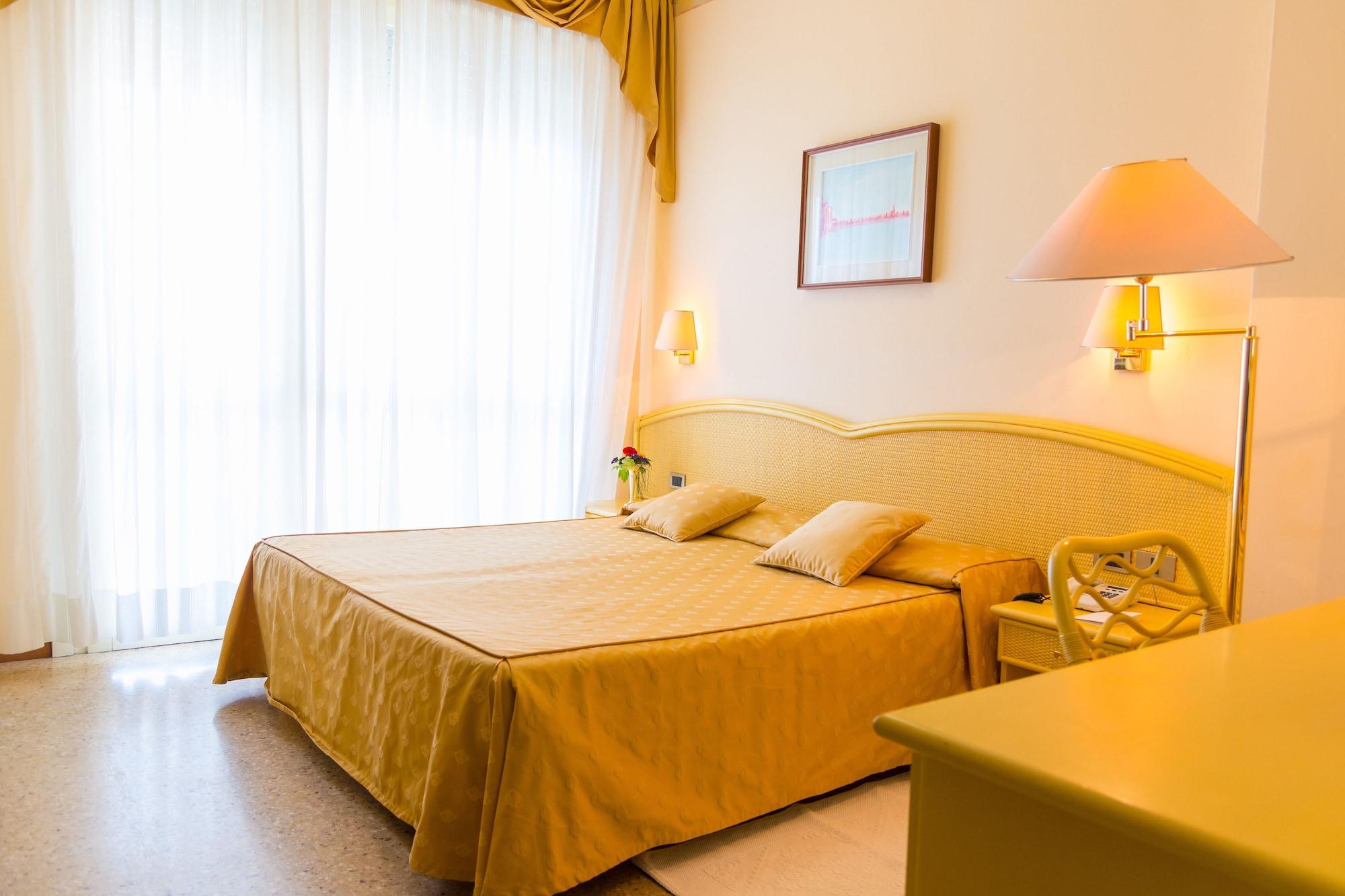 Hotel Principe Bibione Exterior foto