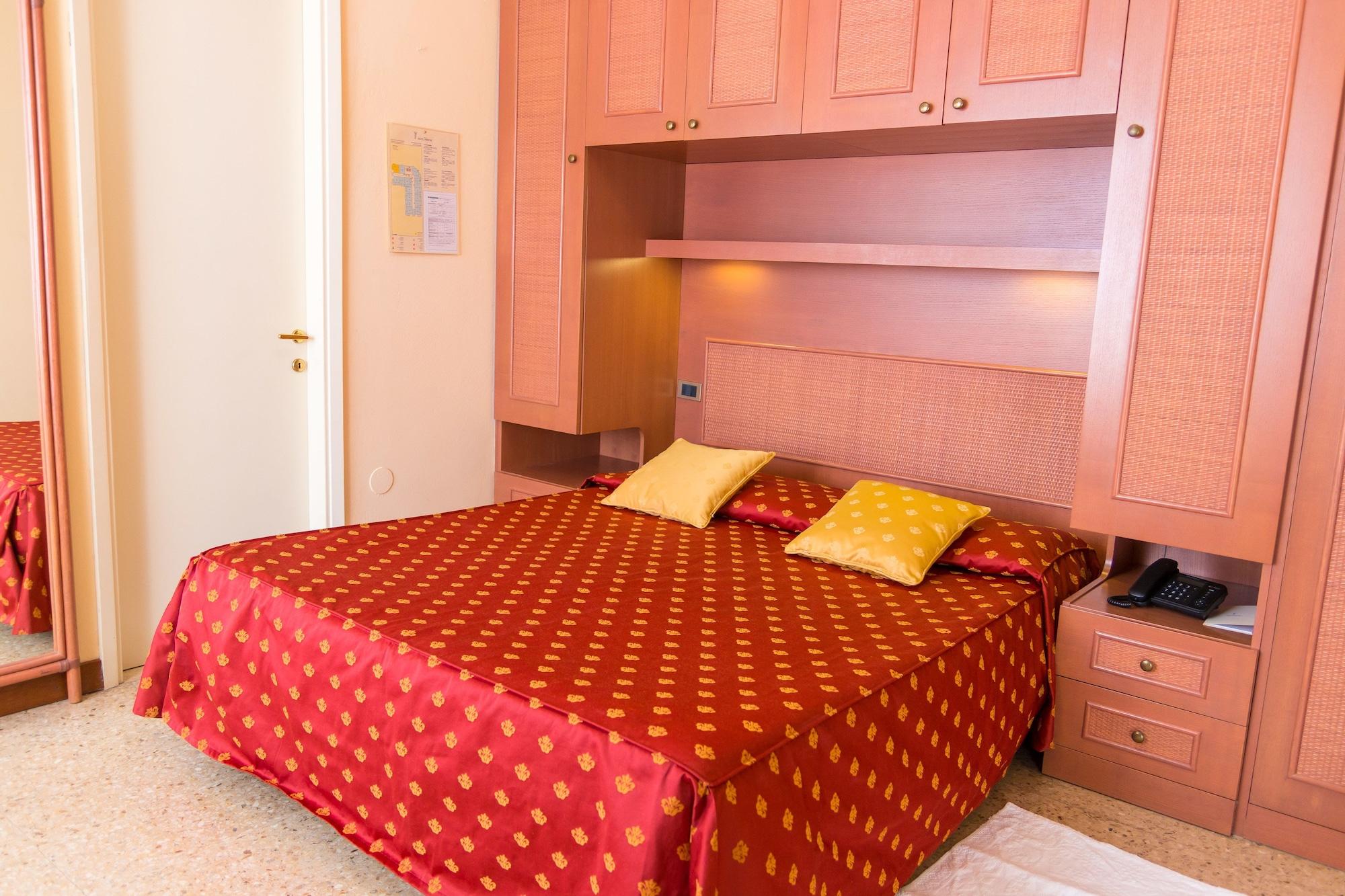 Hotel Principe Bibione Exterior foto
